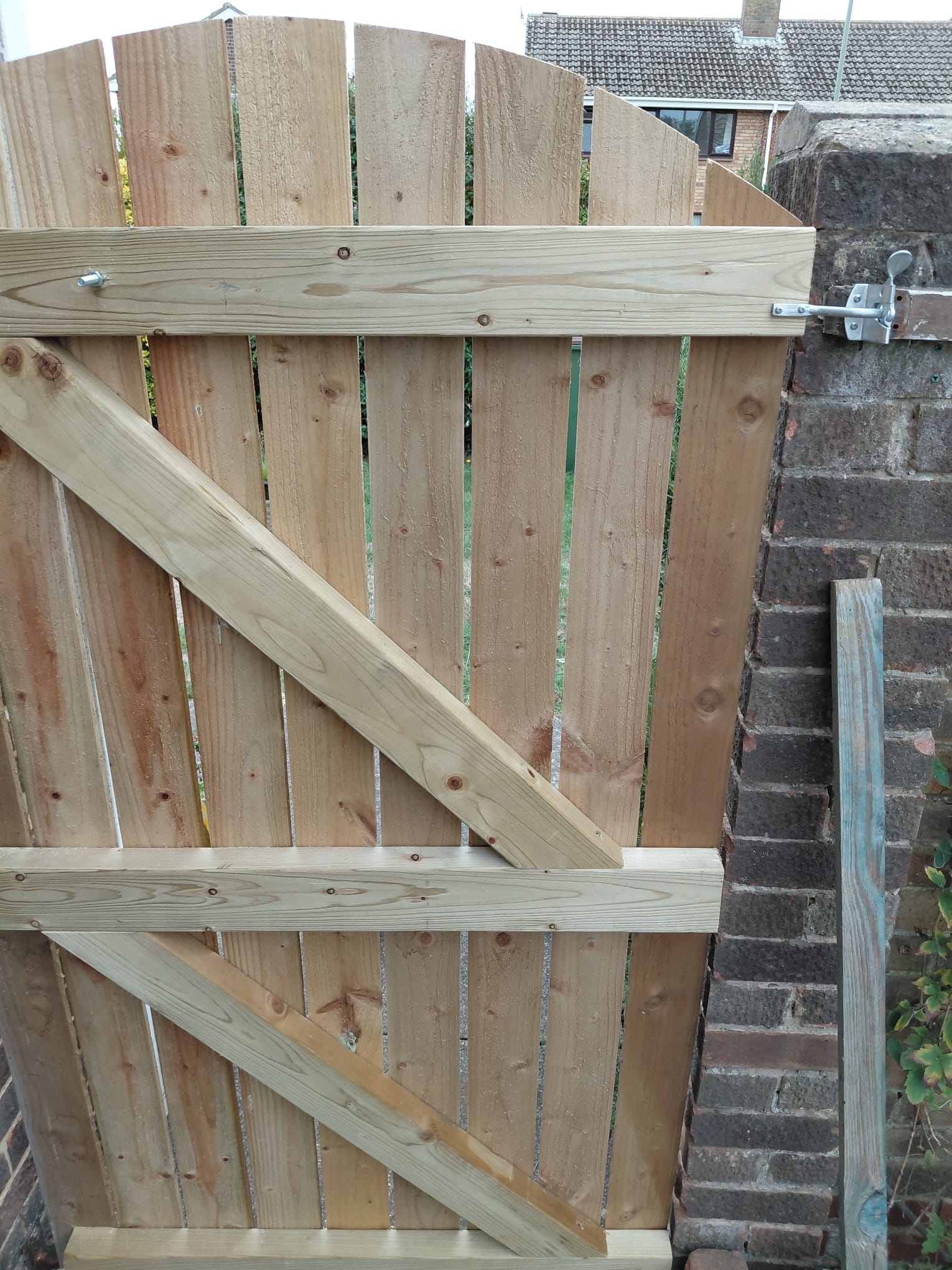 New timber side gate showing the ledges, braces and latch